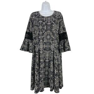 New Directions Womens Petite Black & White Patterned Dress With Crochet Accents